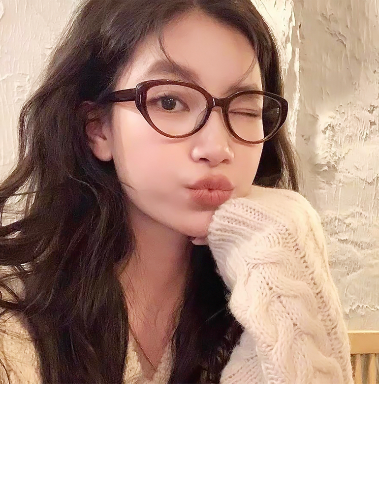 니스텔 뾰족 뿔테 안경 상세 이미지 1